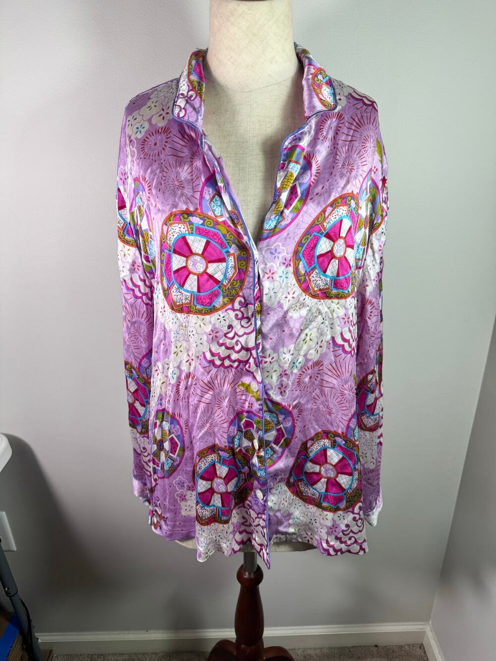 Nick & Nora Long Sleeve Button Up Pajama Top Silk Size XL